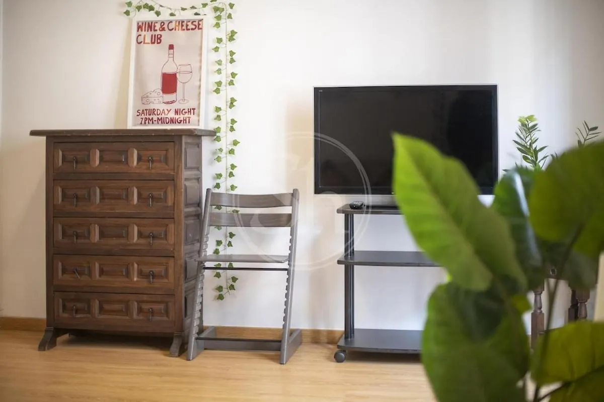 Bonito Apartamento En Poble Sec Barcelona 0*,  Spain