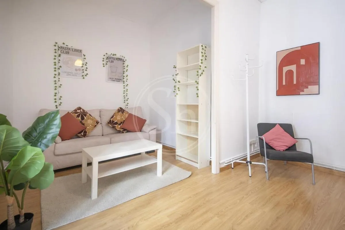 Apartment Bonito Apartamento En Poble Sec Barcelona Spain