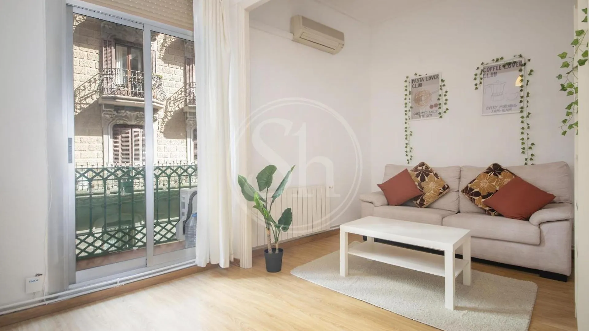 Apartment Bonito Apartamento En Poble Sec Barcelona