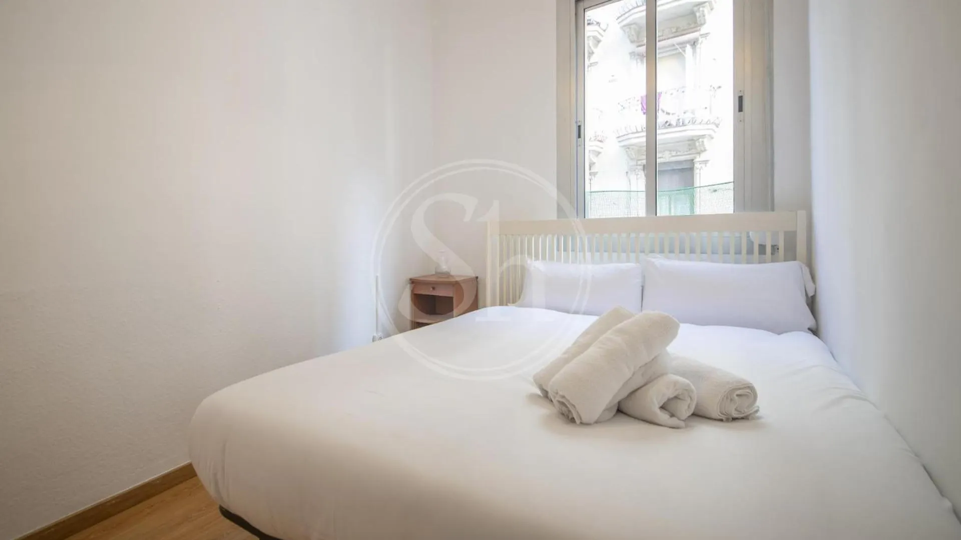 Apartment Bonito Apartamento En Poble Sec Barcelona