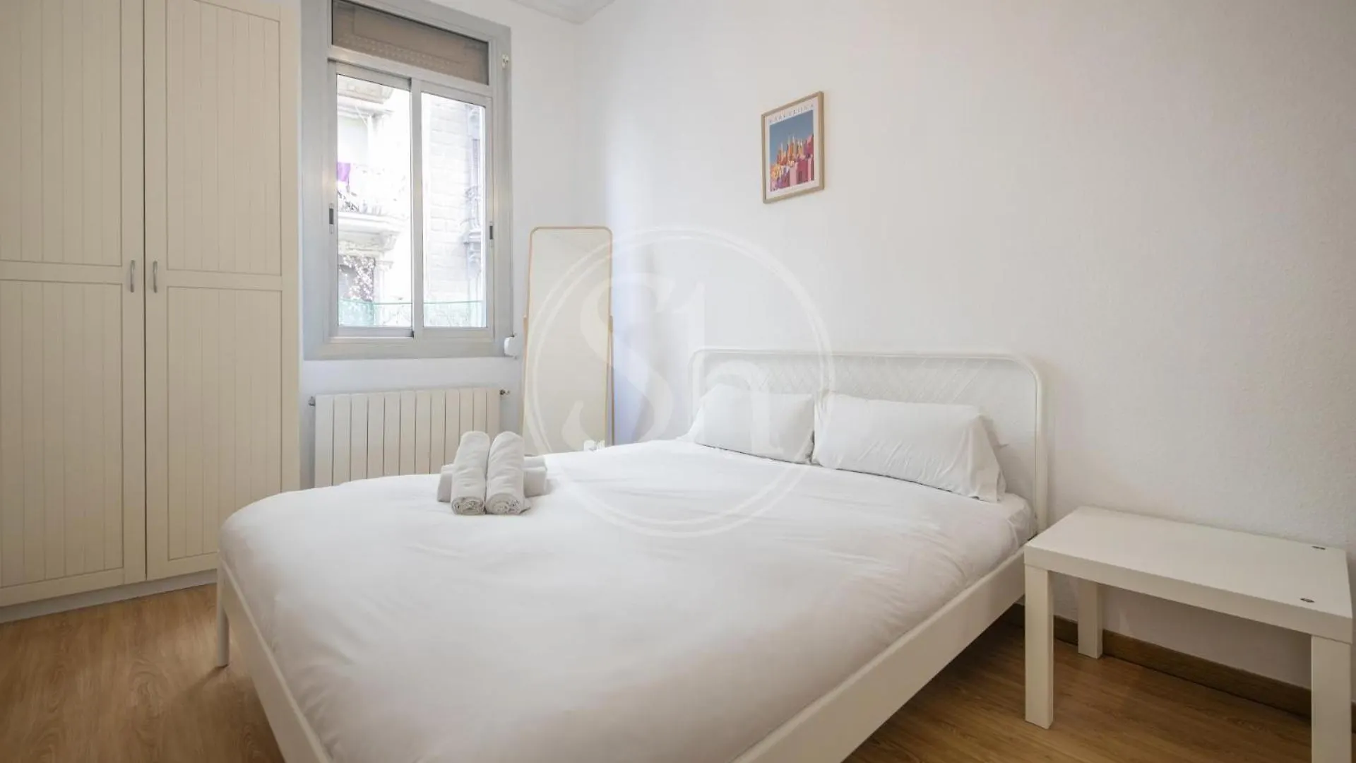 Bonito Apartamento En Poble Sec Barcelona 0*,  Spain